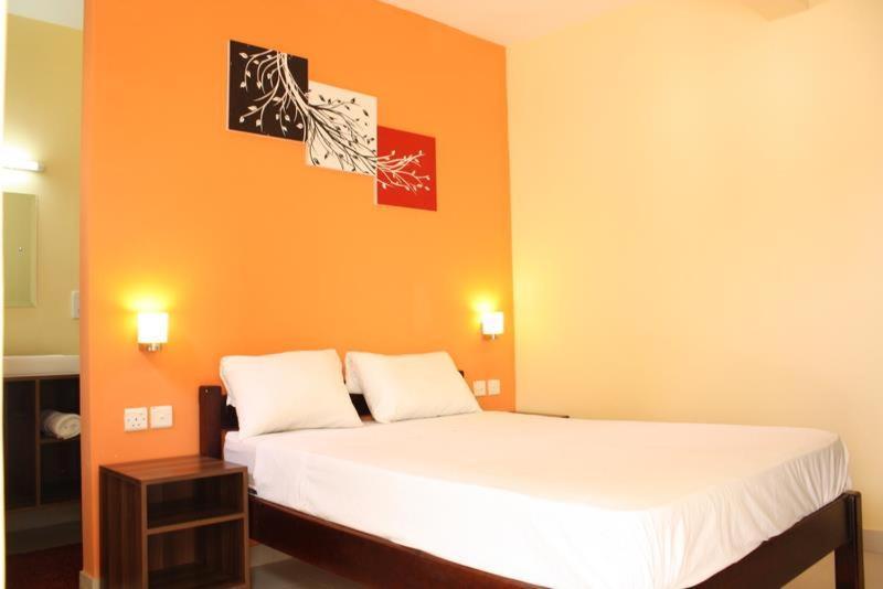 Le Cactus Guesthouse Terre Rouge  Екстер'єр фото